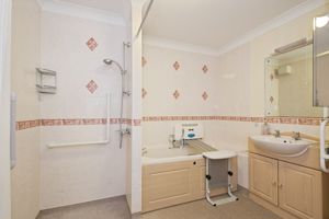 Bath/Wet Room - click for photo gallery
